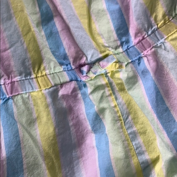 Carter’s Pastel Candy Stripe Ruffle Romper kids size 6 - Picture 4 of 7